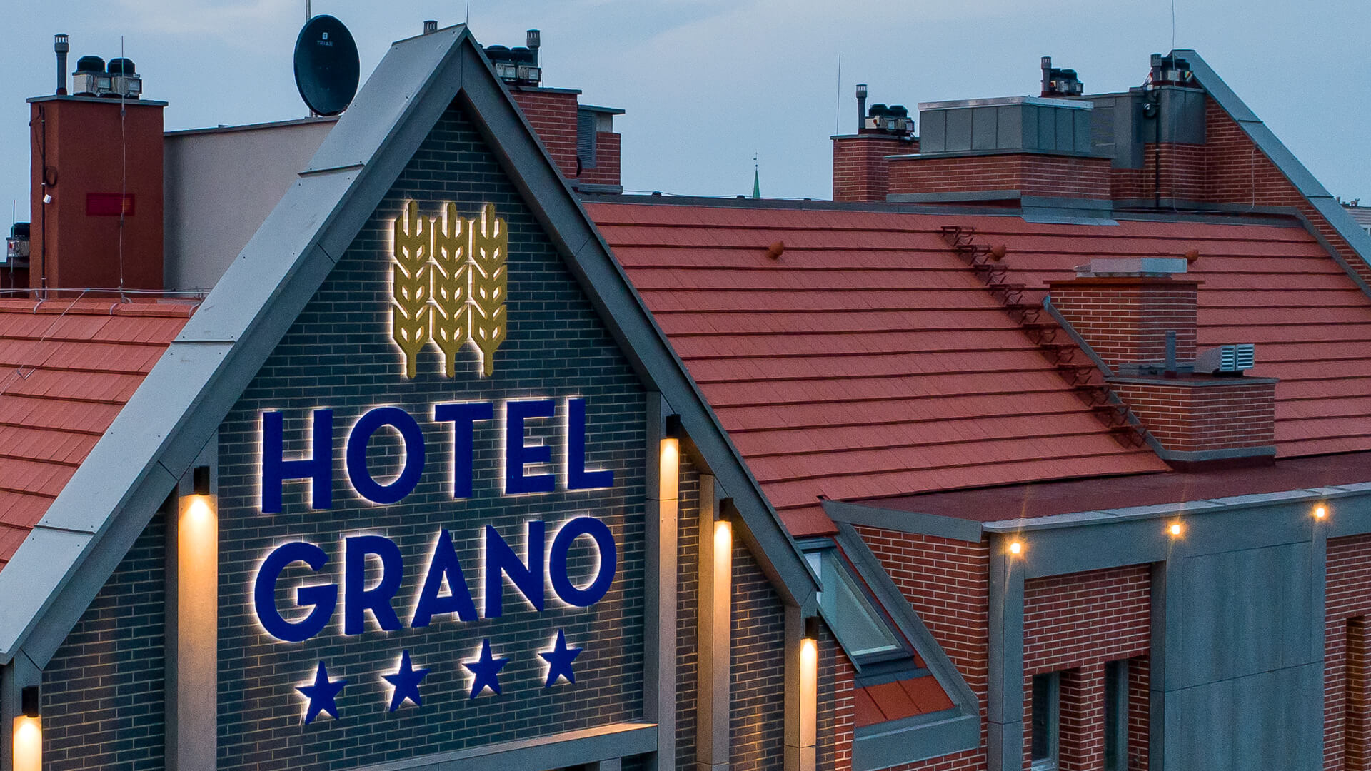 hotel-granular-letter-led-lighting-back-to-the-wall-advertising-letter-led-effect-hallo